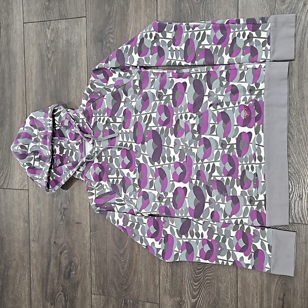 Roxy sweater